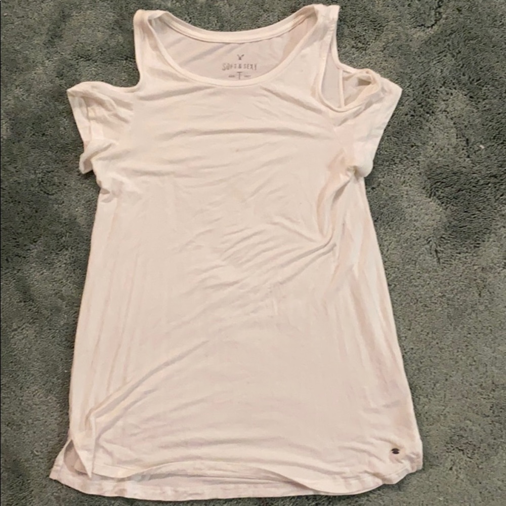 american eagle soft and sexy cold shoulder shirt